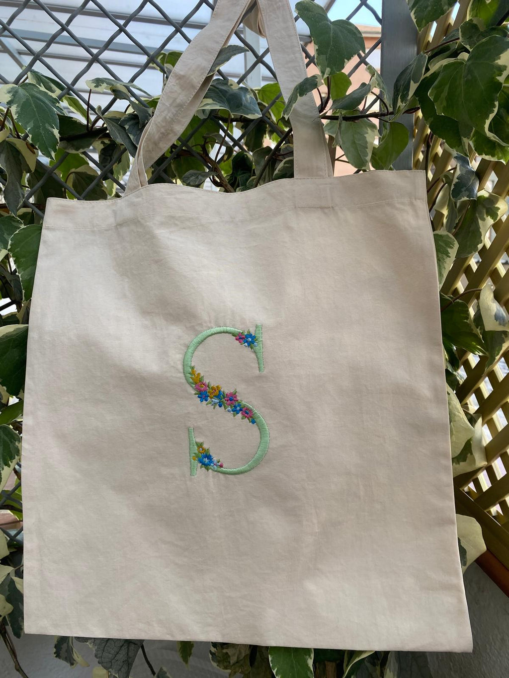 Bolso de Lino con Inicial de Flores Personalizado